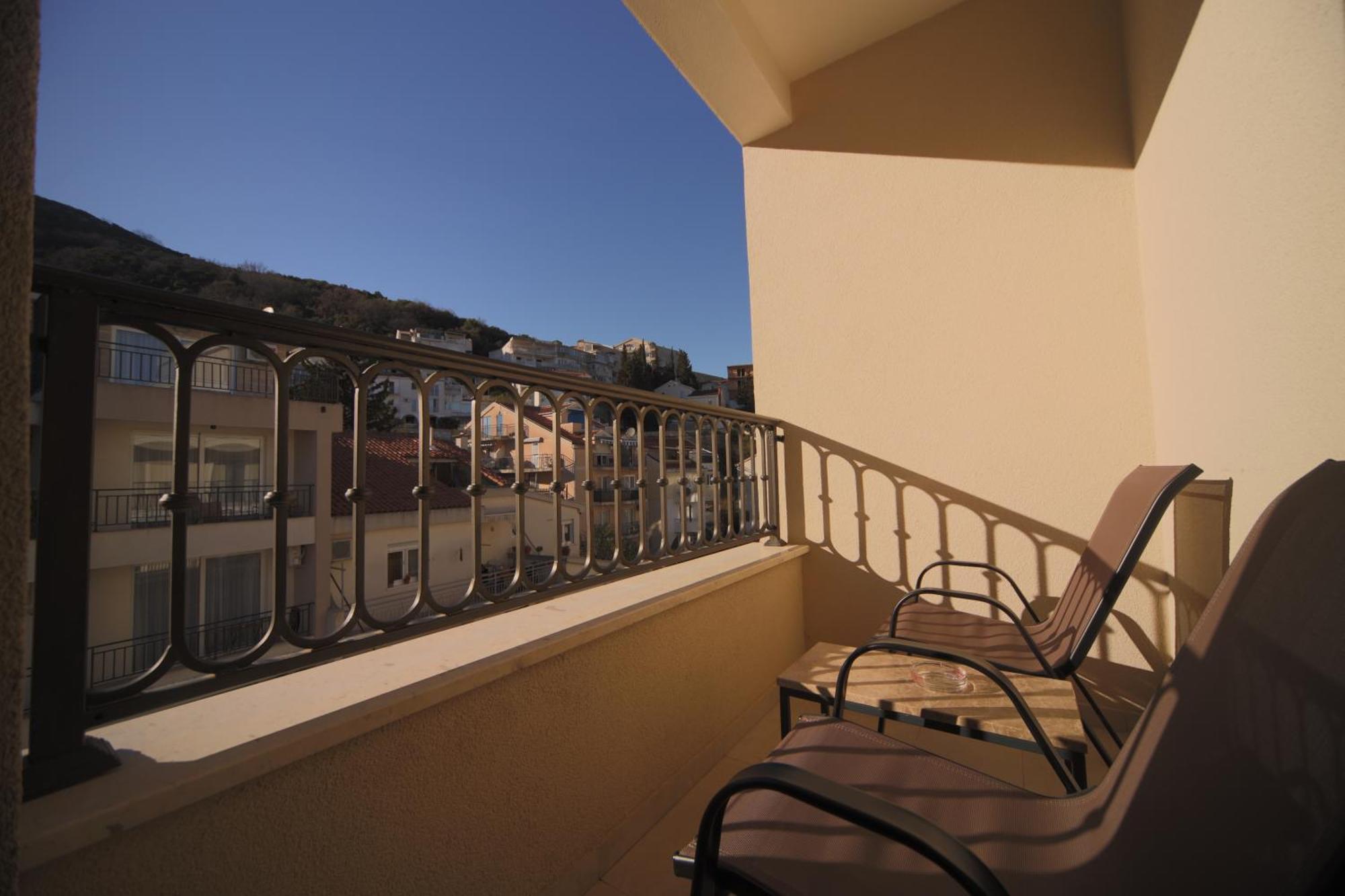 Hotel Pima בודווה מראה חיצוני תמונה