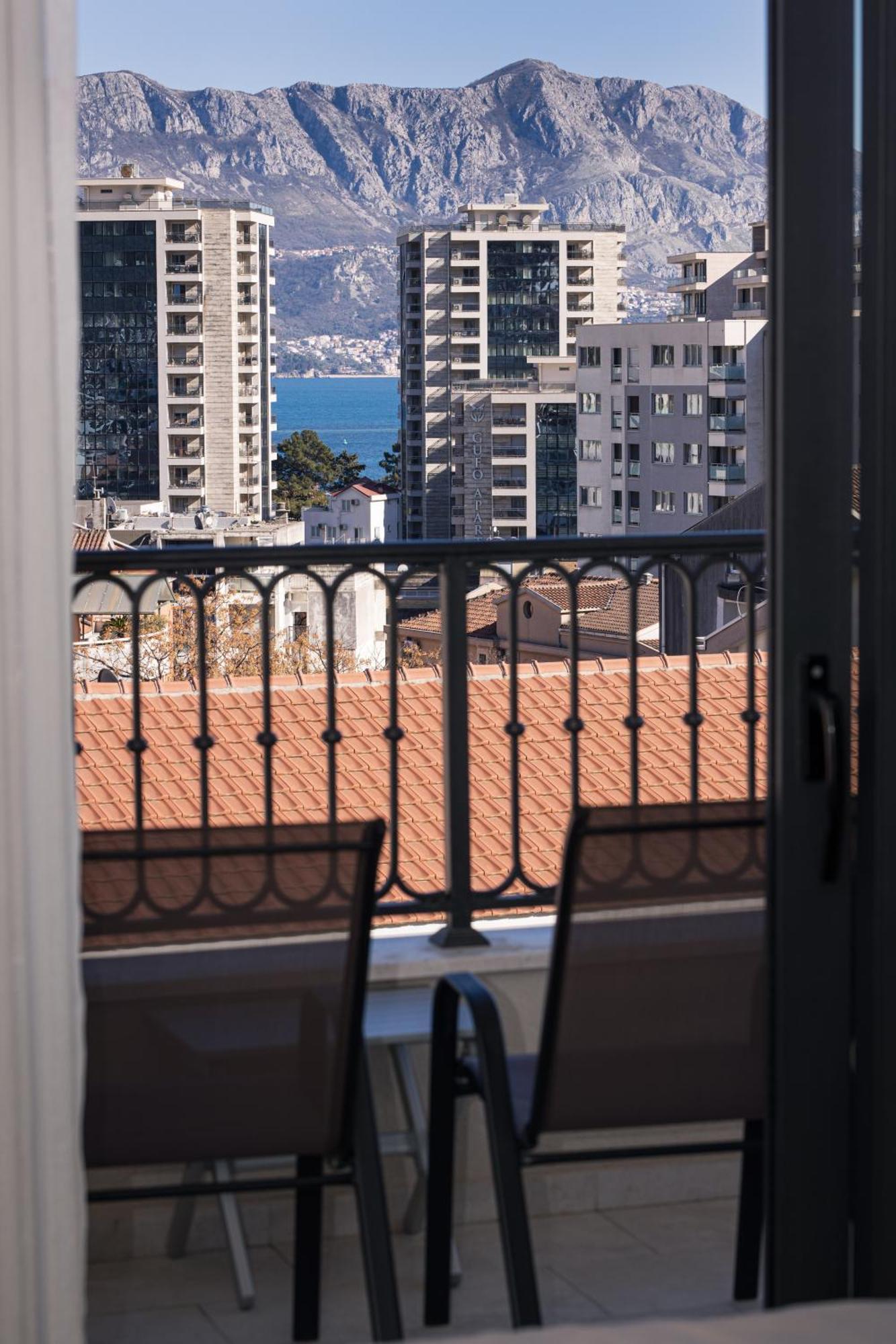 Hotel Pima בודווה מראה חיצוני תמונה